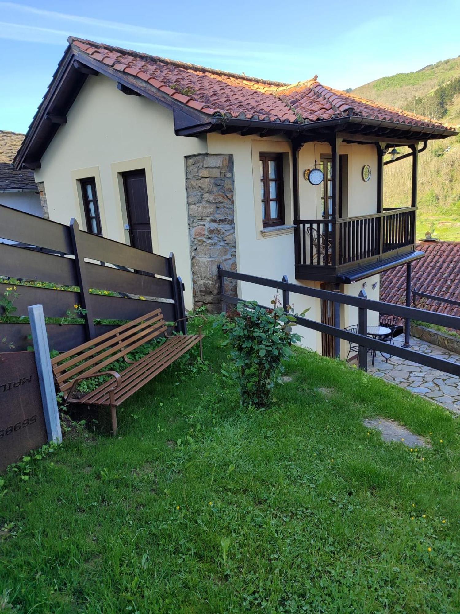 Вилла La Casina De Santulaya Кангас-дель-Нарсеа Экстерьер фото